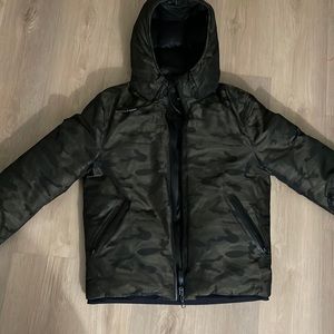 Mens Mackage Dark Green Army Print Down Jacket (Size 38)